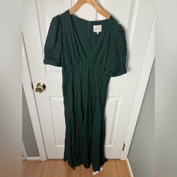 Reformation Naira Dress Forest 12 - Picture 2 of 5
